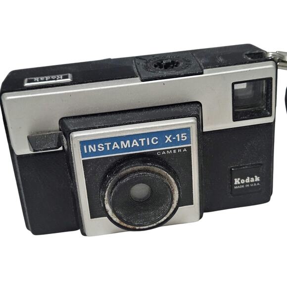 1970s Kodak Instamatic X-25 Point and Shoot Film Black Camera - Picture 2 of 6